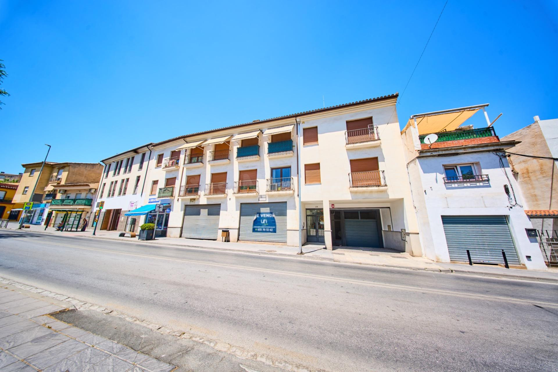 PISO A LA VENTA EN PLENO CENTRO DE OGÍJARES