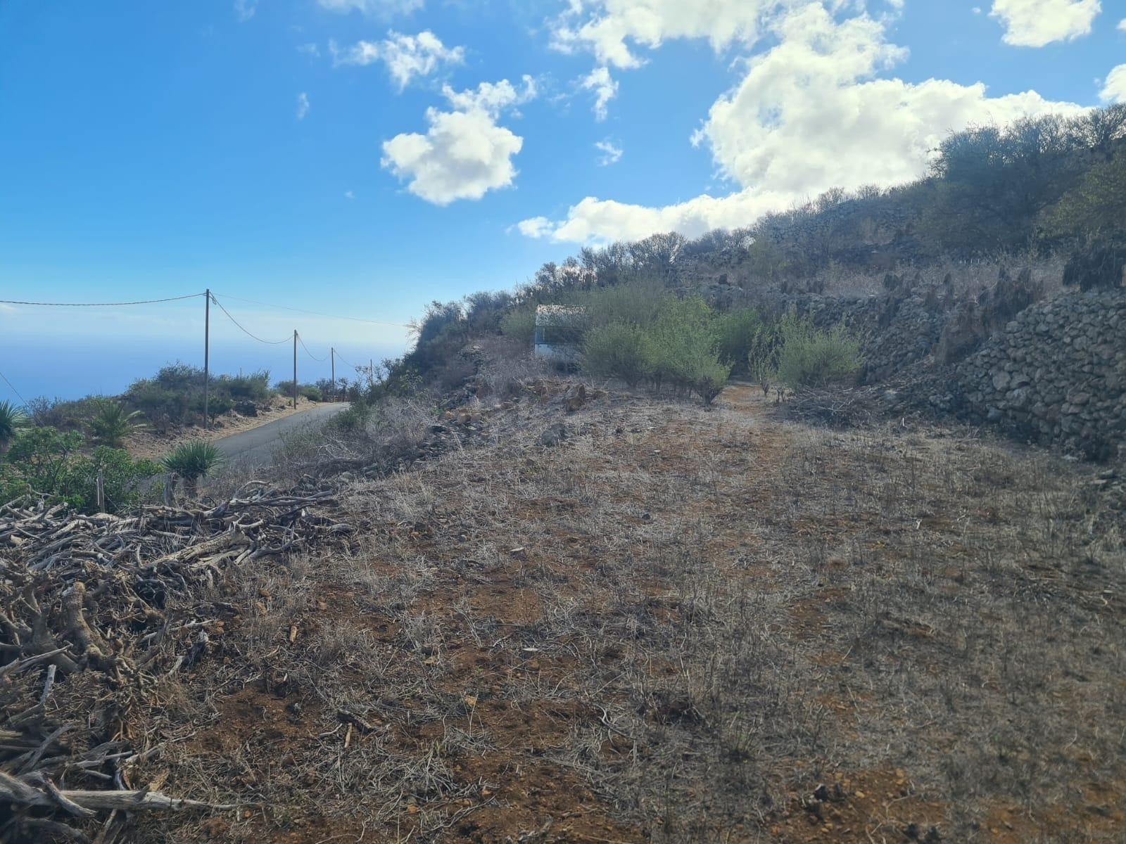 Venta de terreno rústico en Isora El Hierro - foto 4