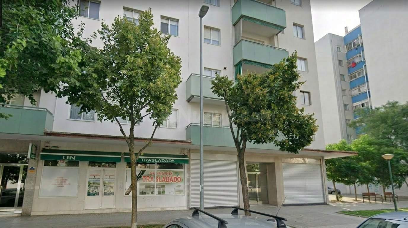 Local comercial o cambio de uso a vivienda.