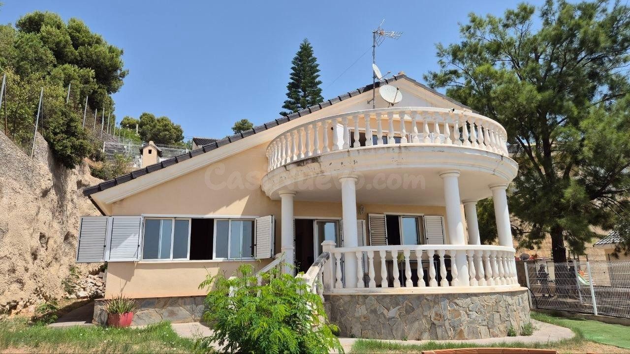 Casa 3 habitaciones 174m² en venta - Cumbres de Calicanto