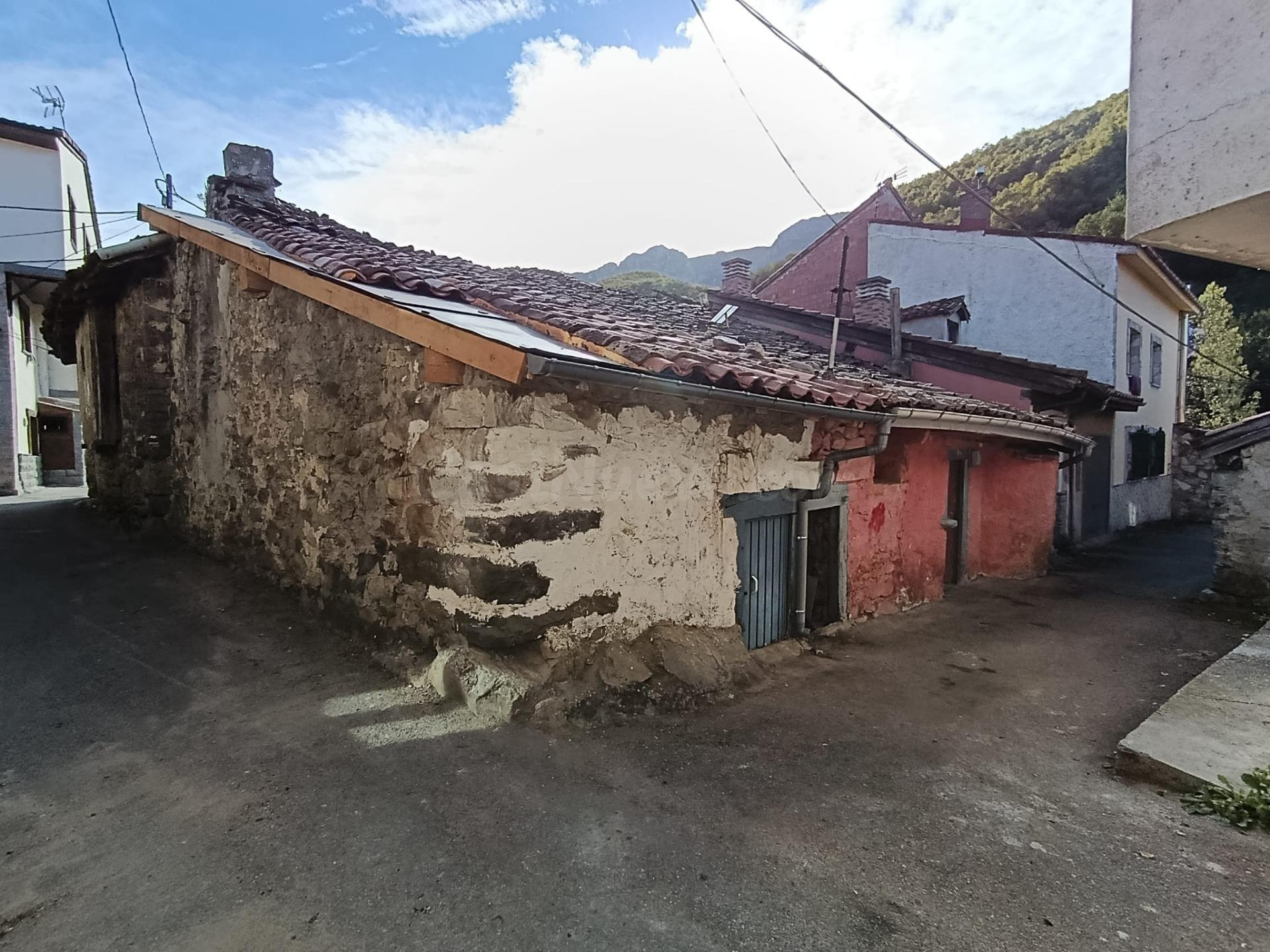 ️ Una oportunidad única para crear tu refugio en la montaña  - foto 2