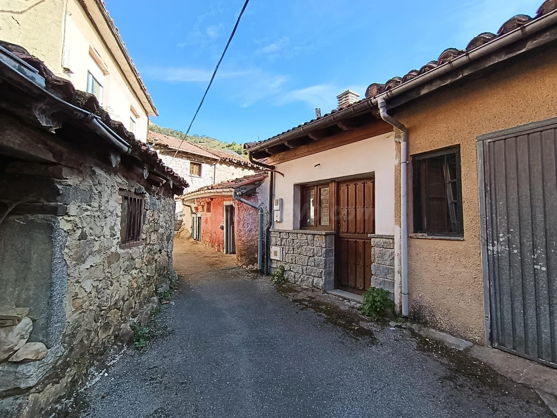️ Una oportunidad única para crear tu refugio en la montaña  - foto 3