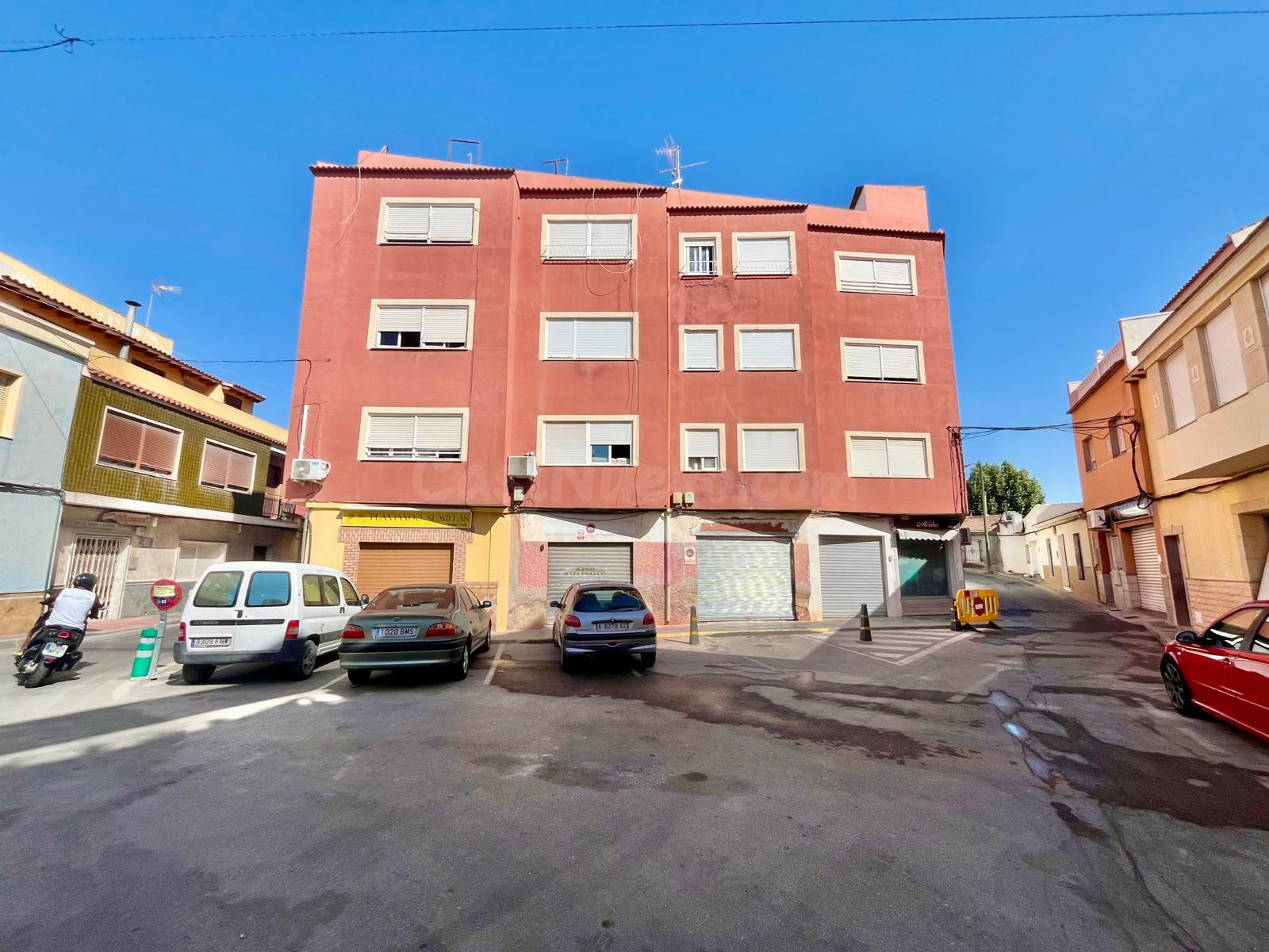 Amplia vivienda de 3 dormitorios en Rojales con vistas despejadas