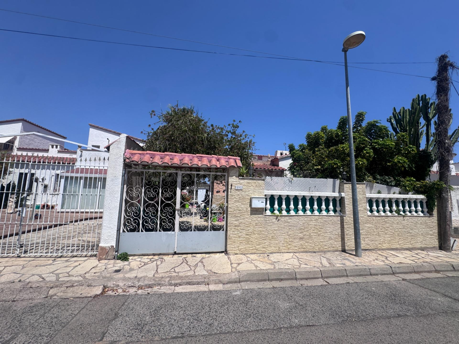 Casa con licencia turística a 700 m de la playa