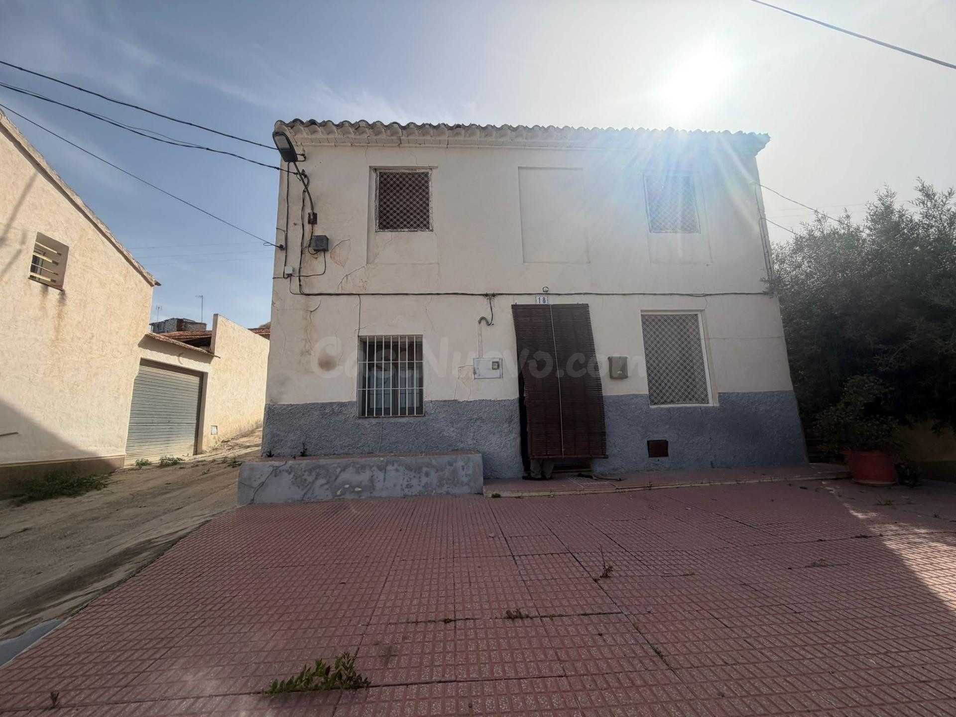 CASA DE PUEBLO PARA REFORMAR EN EL HURTADO ARCHENA