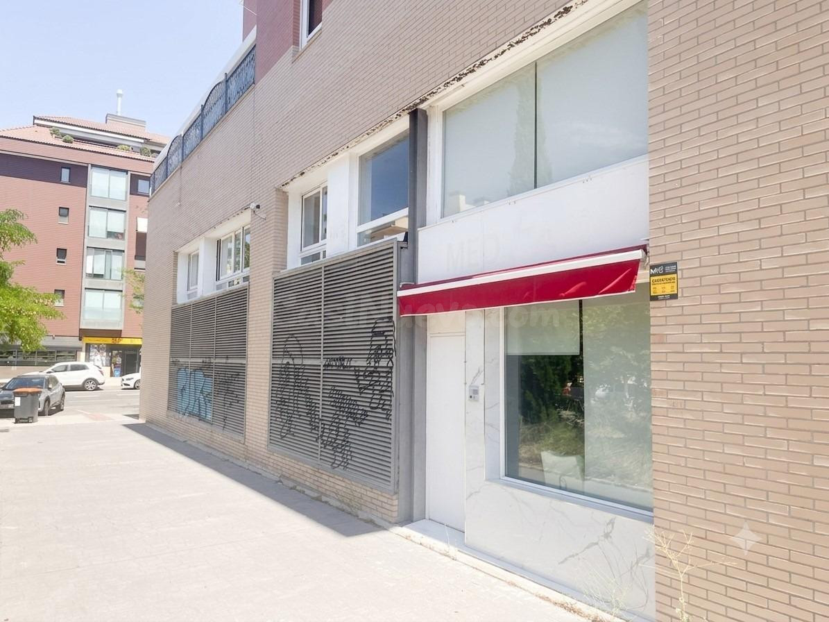 Alquiler local comercial en Montecarmelo