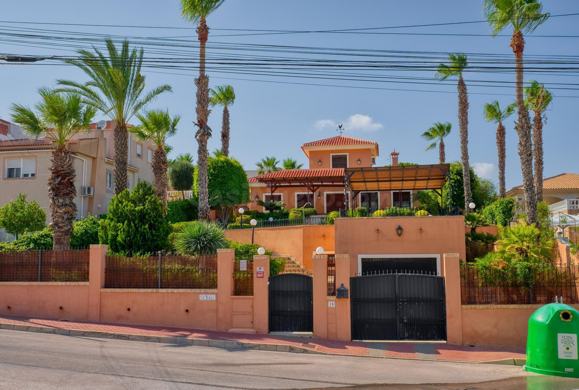 Villa 4 habitaciones 386m² en venta - Los Balcones - Los Altos del Edén