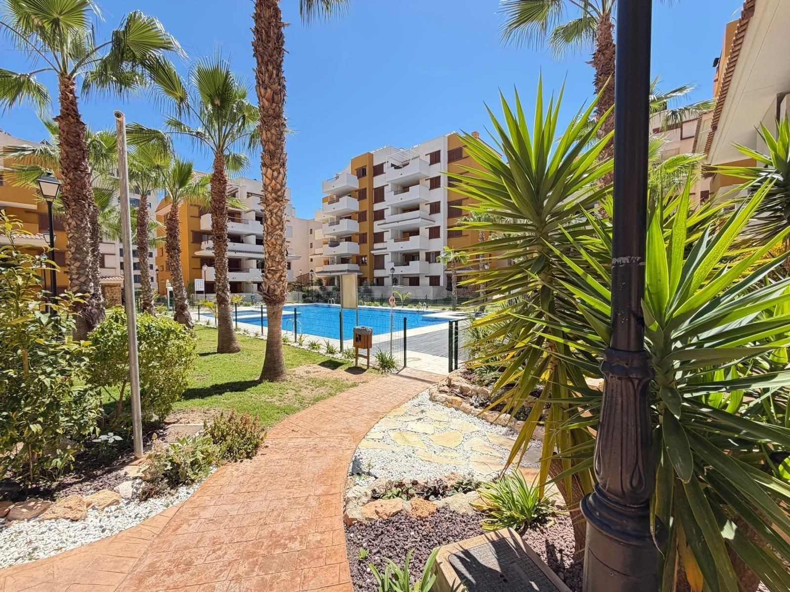 Apartamento 3 habitaciones 102m² en venta - Punta Prima
