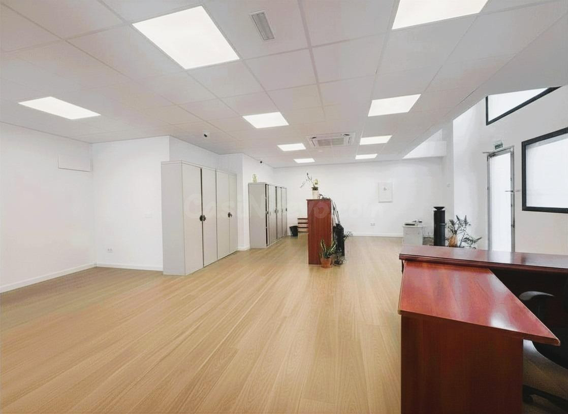 Se alquila local comercial - oficina de 125m2 en el centro d - foto 5
