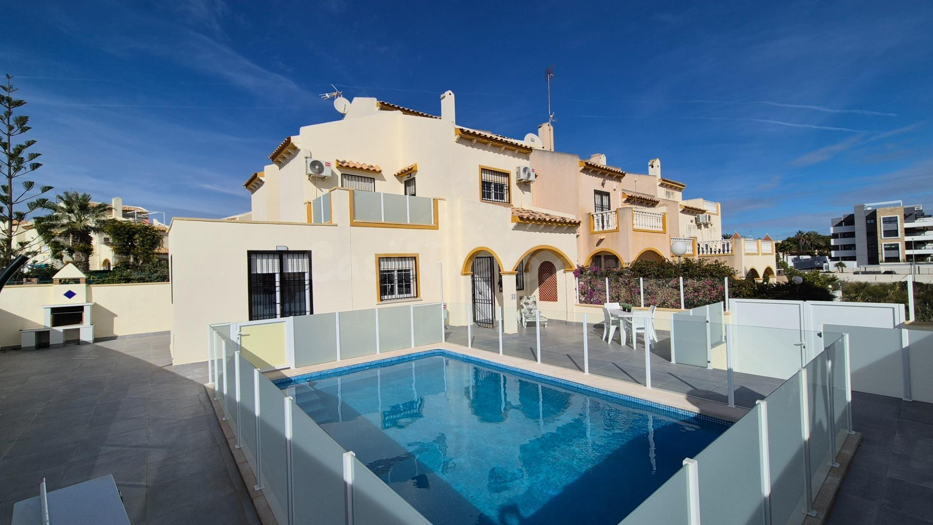 Villa 2 habitaciones 163m² en venta - La Zenia