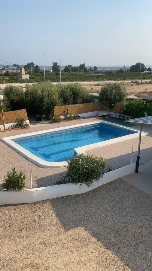Casa de campo 4 habitaciones 311m² en venta - Pueblo