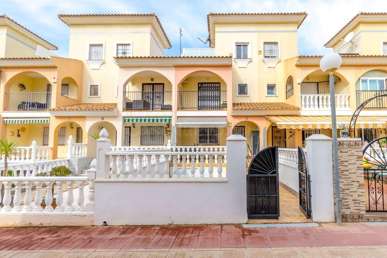 Casa 3 habitaciones 98m² en venta - Punta Prima