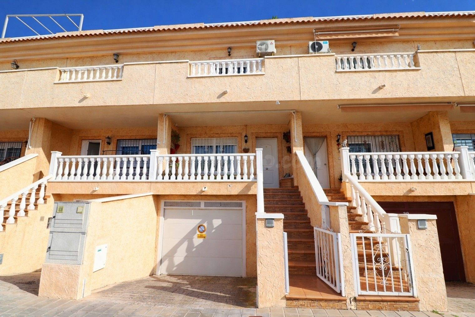 Adosado 3 habitaciones 241m² en venta - Comunidad valenciana