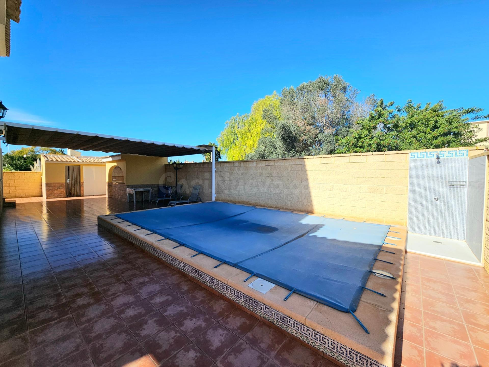 Villa 3 habitaciones 141m² en venta - Costa blanca sur