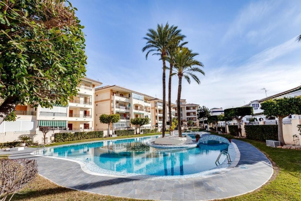 Dúplex 2 habitaciones 67m² en venta - La Mata pueblo