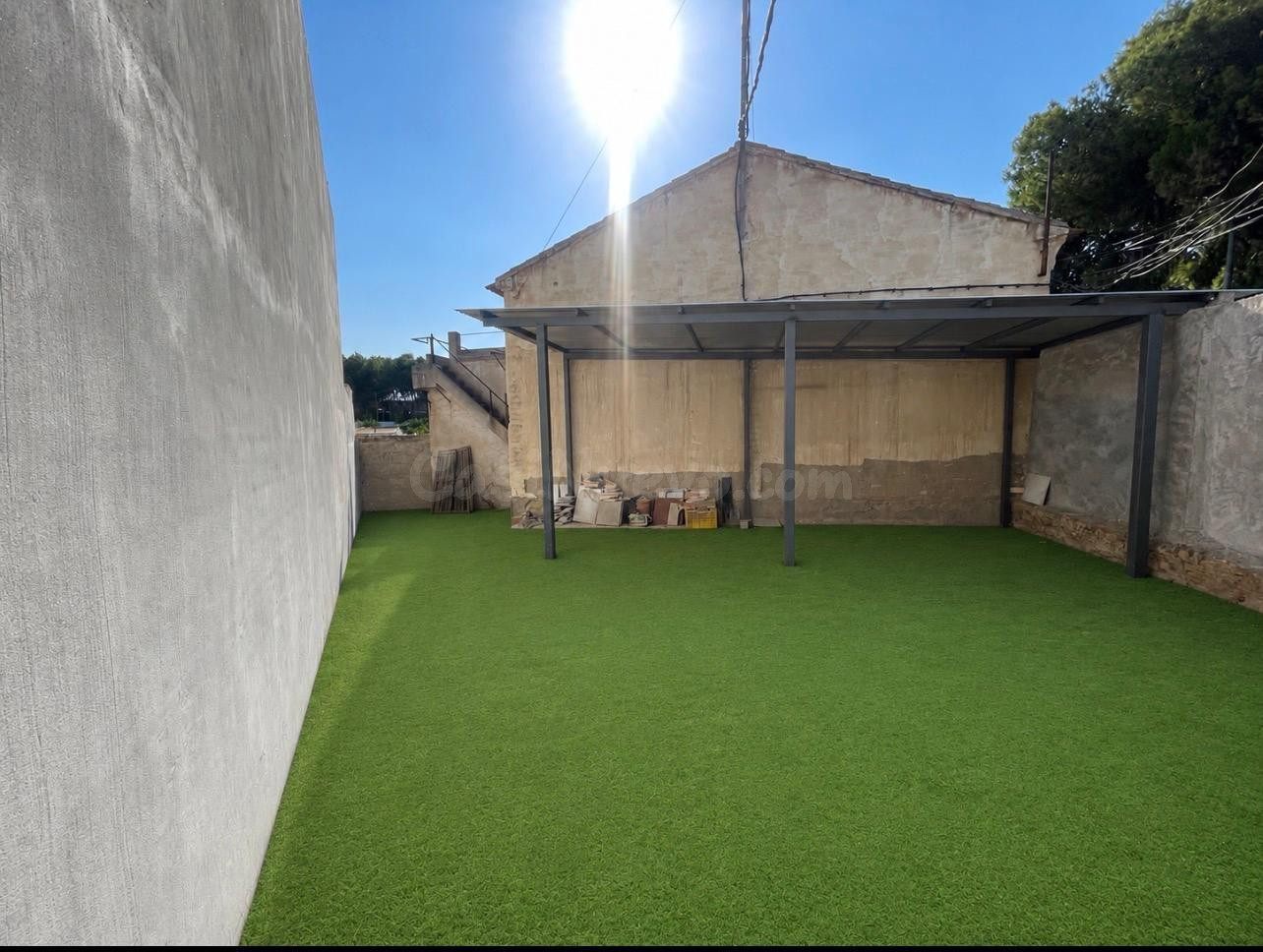 Tu Buena Casa te presenta esta vivienda con un enorme potencial en Javalí Viejo.