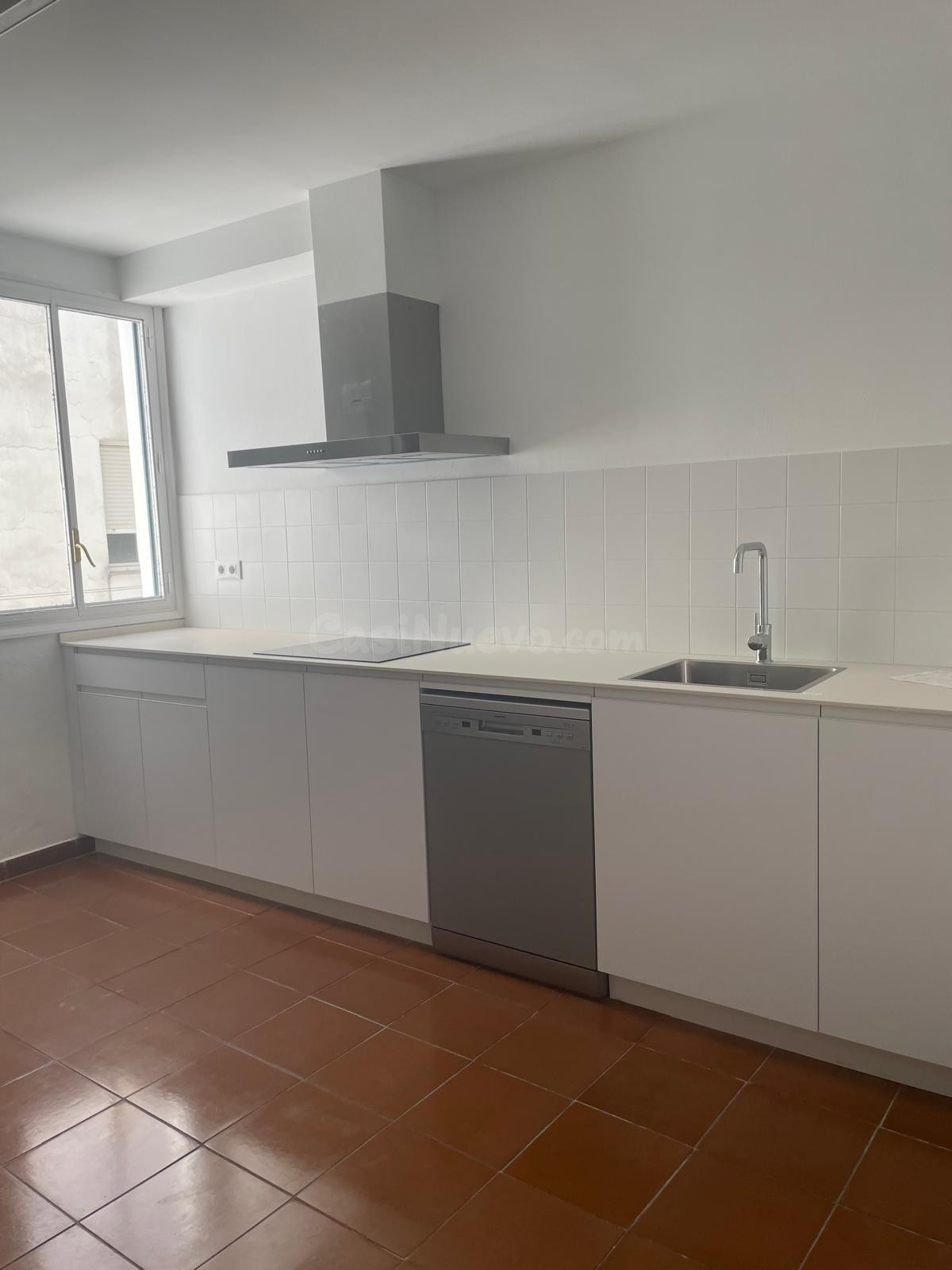 AMPLIA VIVIENDA EN ALQUILER EN PLENO CENTRO DE CÓRDOBA - AVD. RONDA DE LOS TEJARES