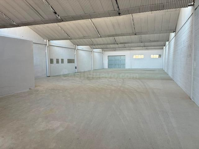 Nave industrial en alquiler en Valls con posibilidad de opción de compra