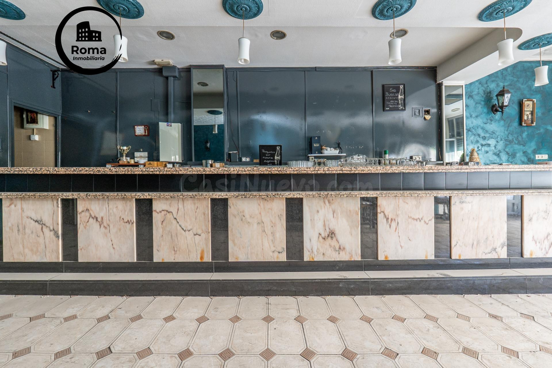 Gran Oportunidad: Local para cafetería junto al Centro Cívico de La Chana