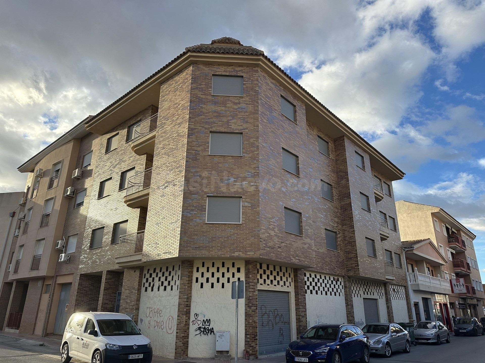 Edificio NUEVO A ESTRENAR en la mejor zona de Archena