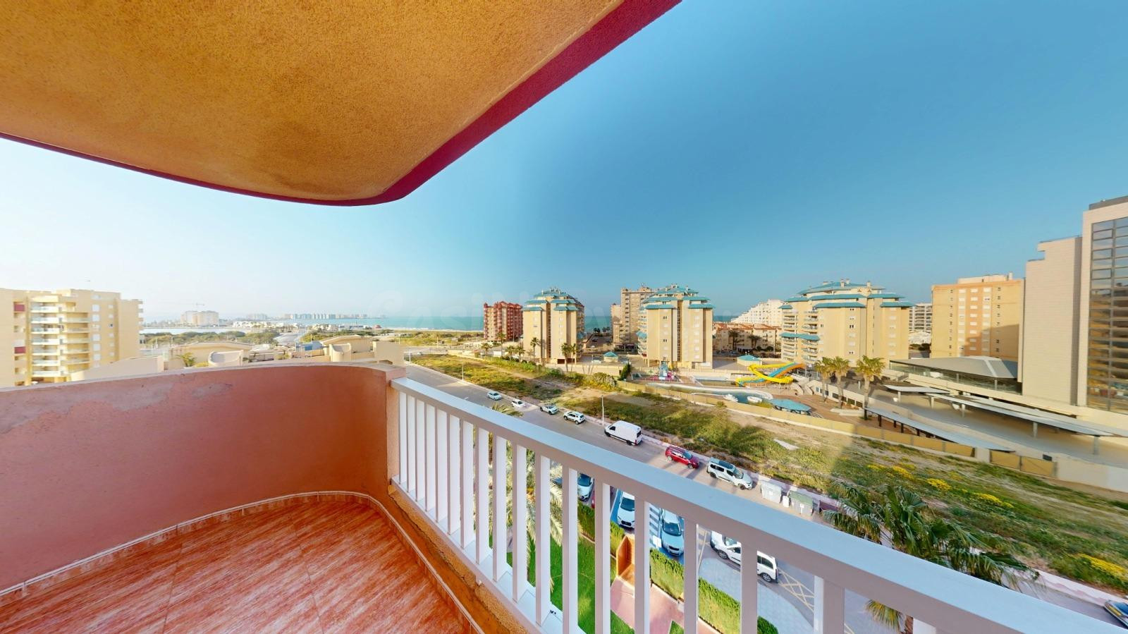 Tu refugio entre dos mares en La Manga en la urbanizacion Miradores del Puerto, en el km 14 de la Manga del Mar menor.