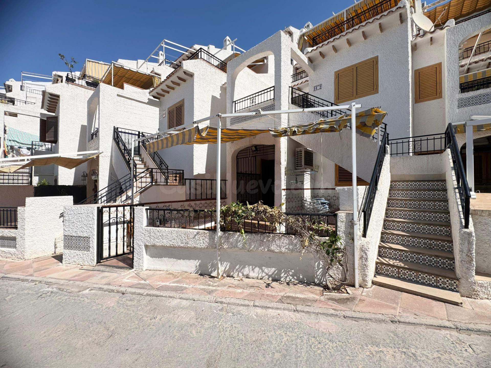 Exclusivo Adosado en Santa Pola - Ideal para Disfrutar del Mediterráneo