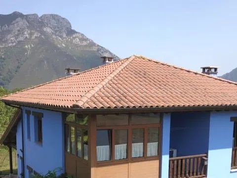Casa con terreno en Peruyes, Cangas de Onís - foto 2