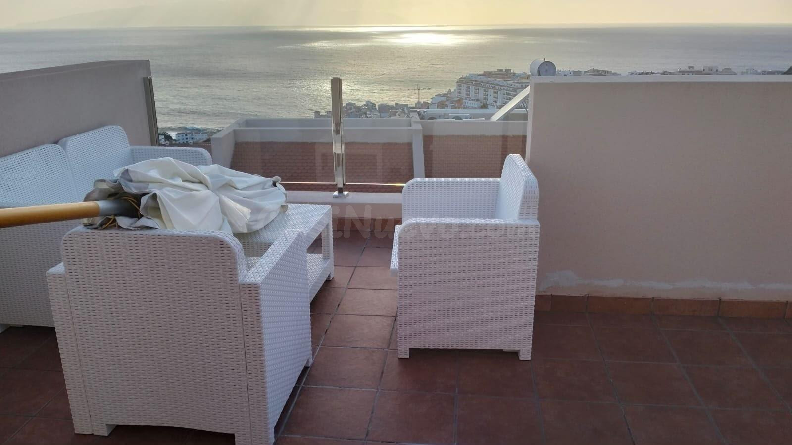 ¡Espectacular Adosado de Esquina en Venta en Puerto de Santiago!