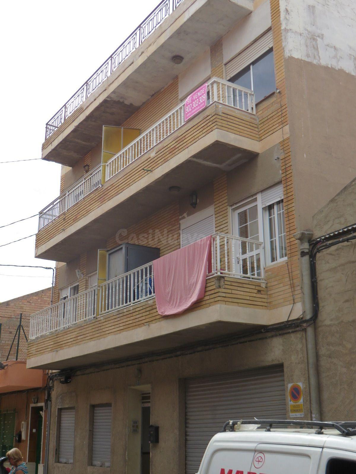 Se vende Piso OKUPADO en San Juan 9 Murcia, (Murcia).