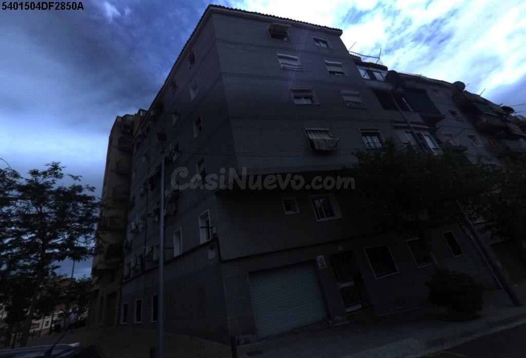 Se vende Piso OKUPADO en Teide 88 Hospitalet de Llobregat, (L') (Barcelona).