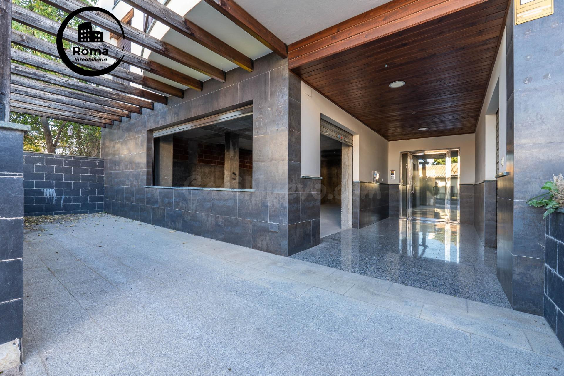 Se vende local comercial de 86 m2 en Bellavista (Cájar) ideal para instalar su propio negocio