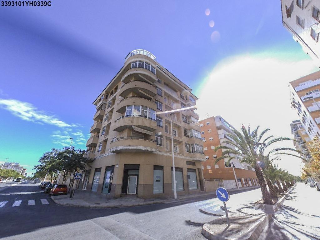 Se vende Piso OKUPADO en Calle Josep Joaquim Landerer 12 Elche/Elx, (Alicante/Alacant).