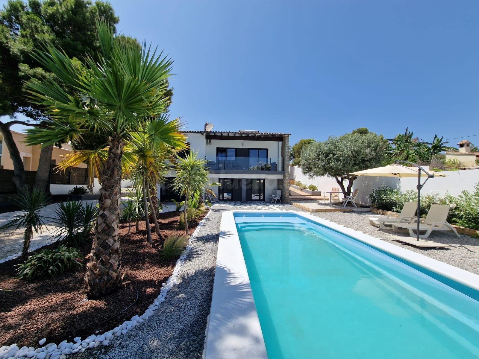 Casa 5 habitaciones 230m² en venta - Saladar