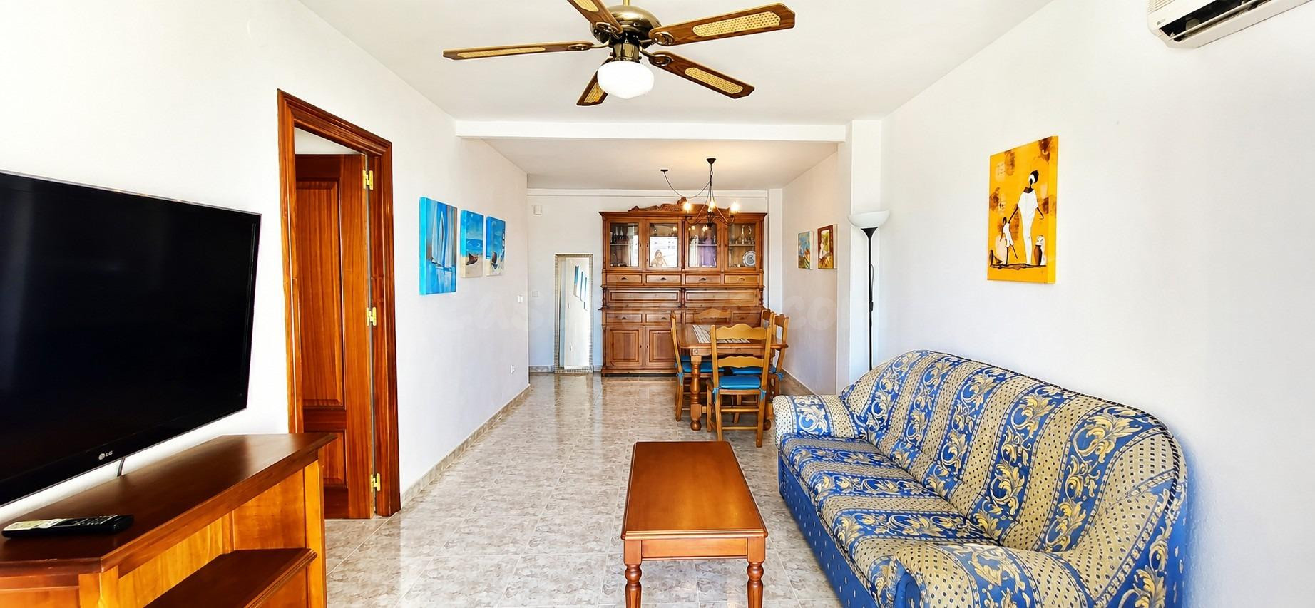 Piso de 3 dormitorios con terraza y vistas al mar en el corazón de San Pedro de Alcántara