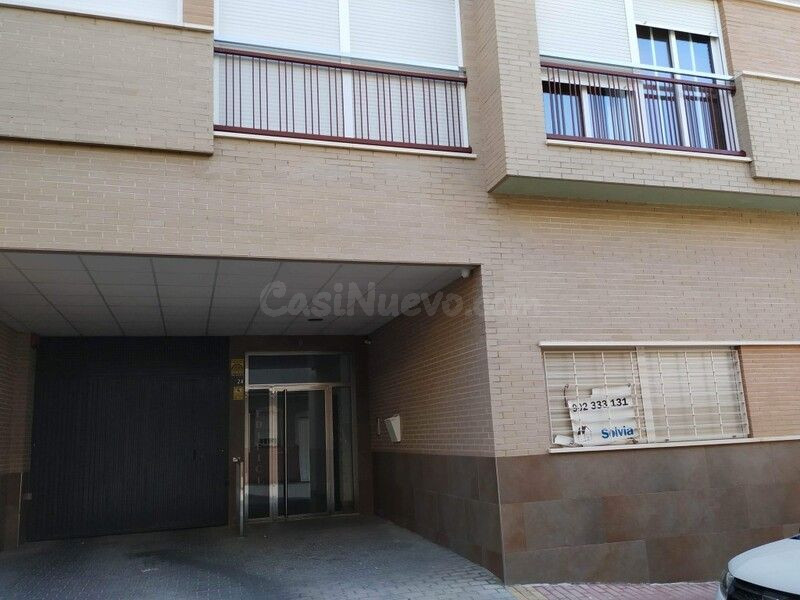 Garaje 32m² en venta - Torreaguera