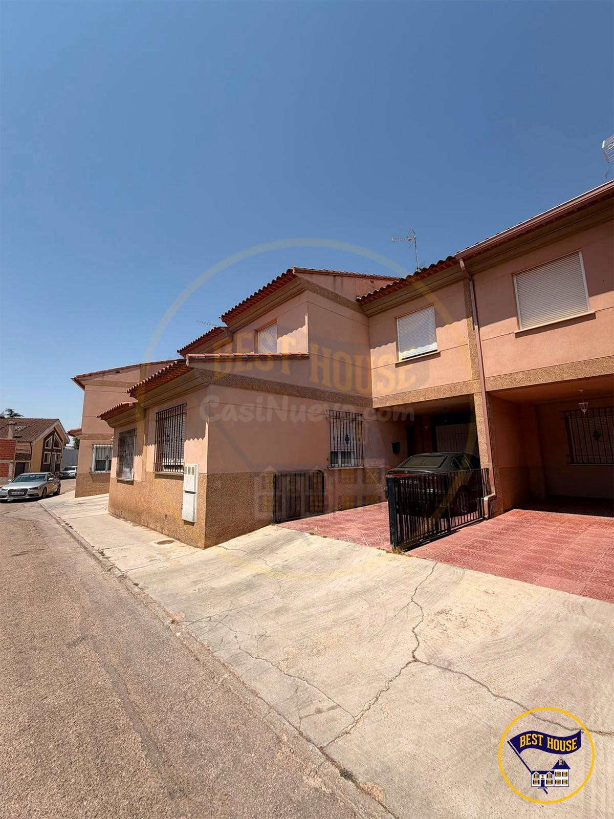 CHALET ADOSADO EN VENTA EN MOTILLA DEL PALANCAR