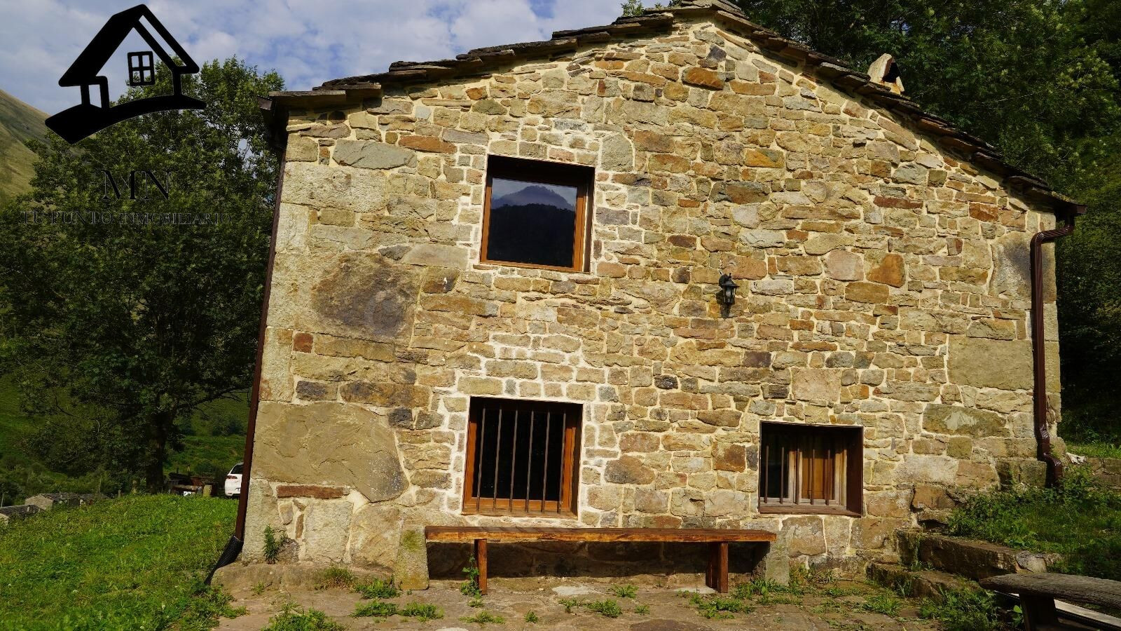 Oportunidad única en Vega de Pas: Majestuosa cabaña pasiega  - foto 3