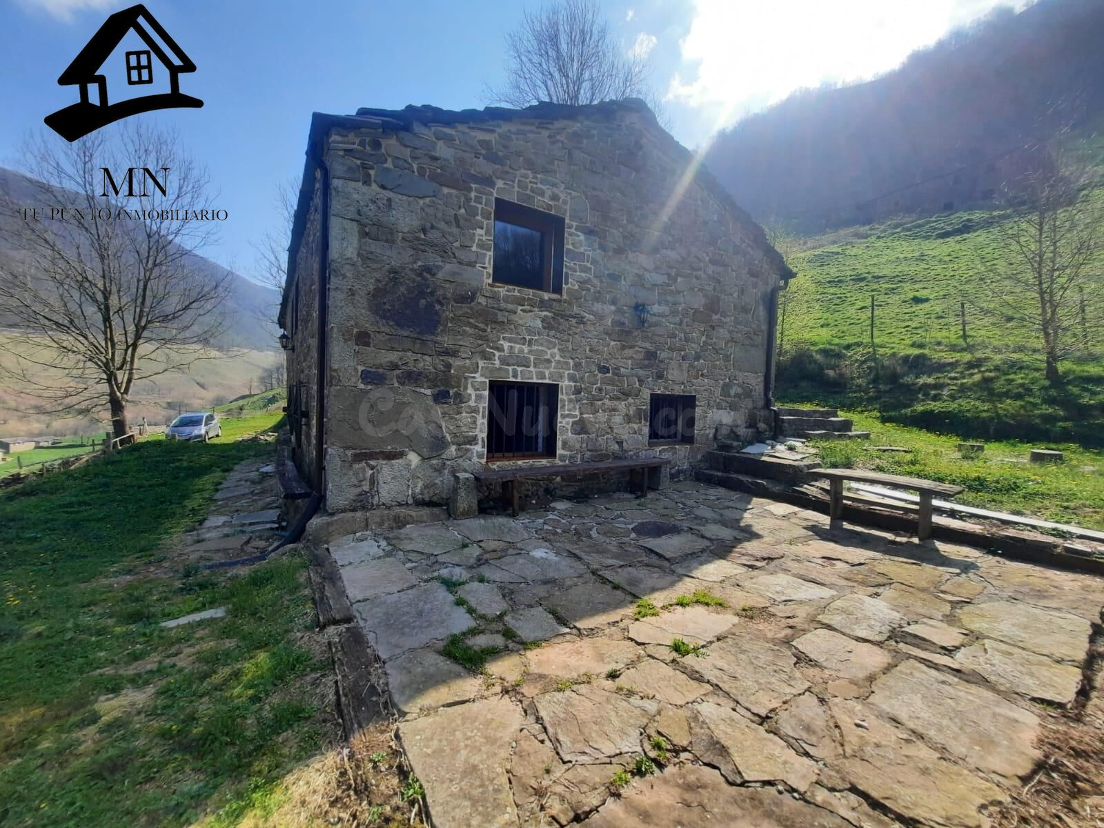 Oportunidad única en Vega de Pas: Majestuosa cabaña pasiega  - foto 4