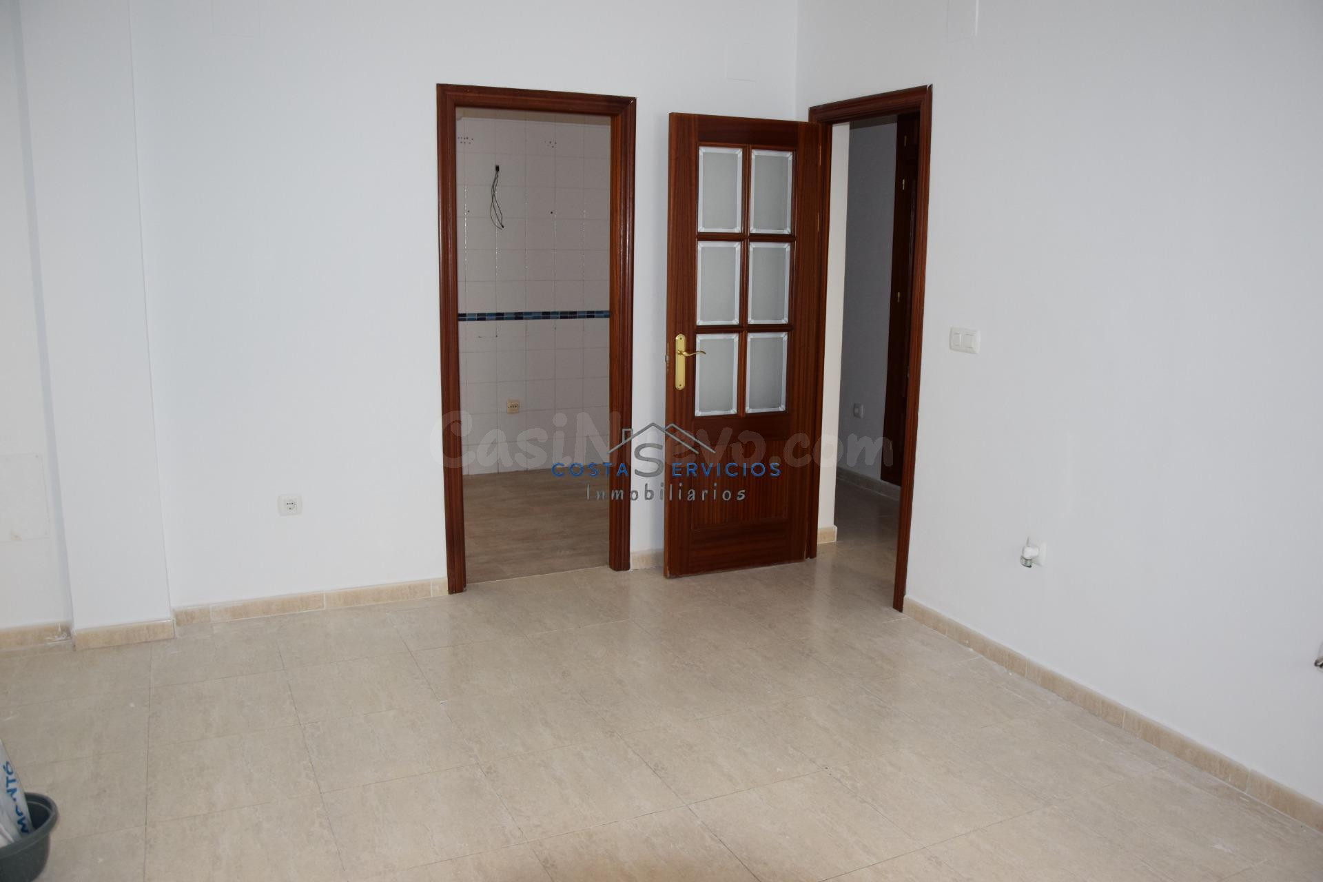 Piso planta baja con patio