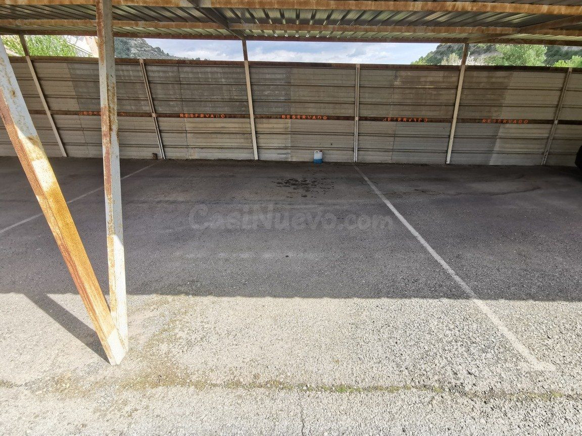 PLAZA DE PARKING - foto 2