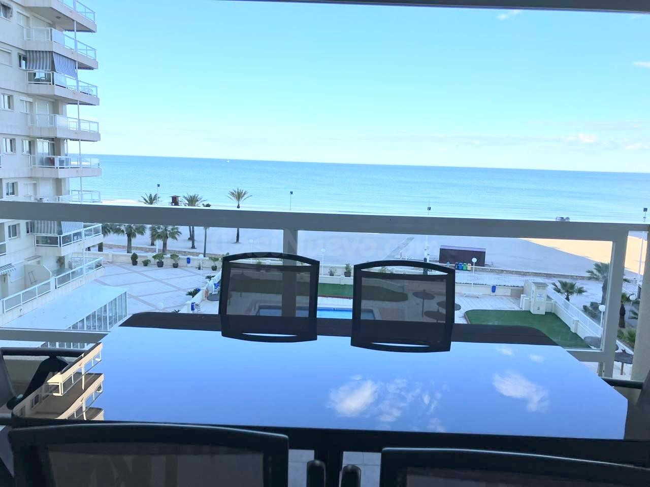 ¡Fantástico apartamento en primera línea de playa en el Racó de Cullera!
