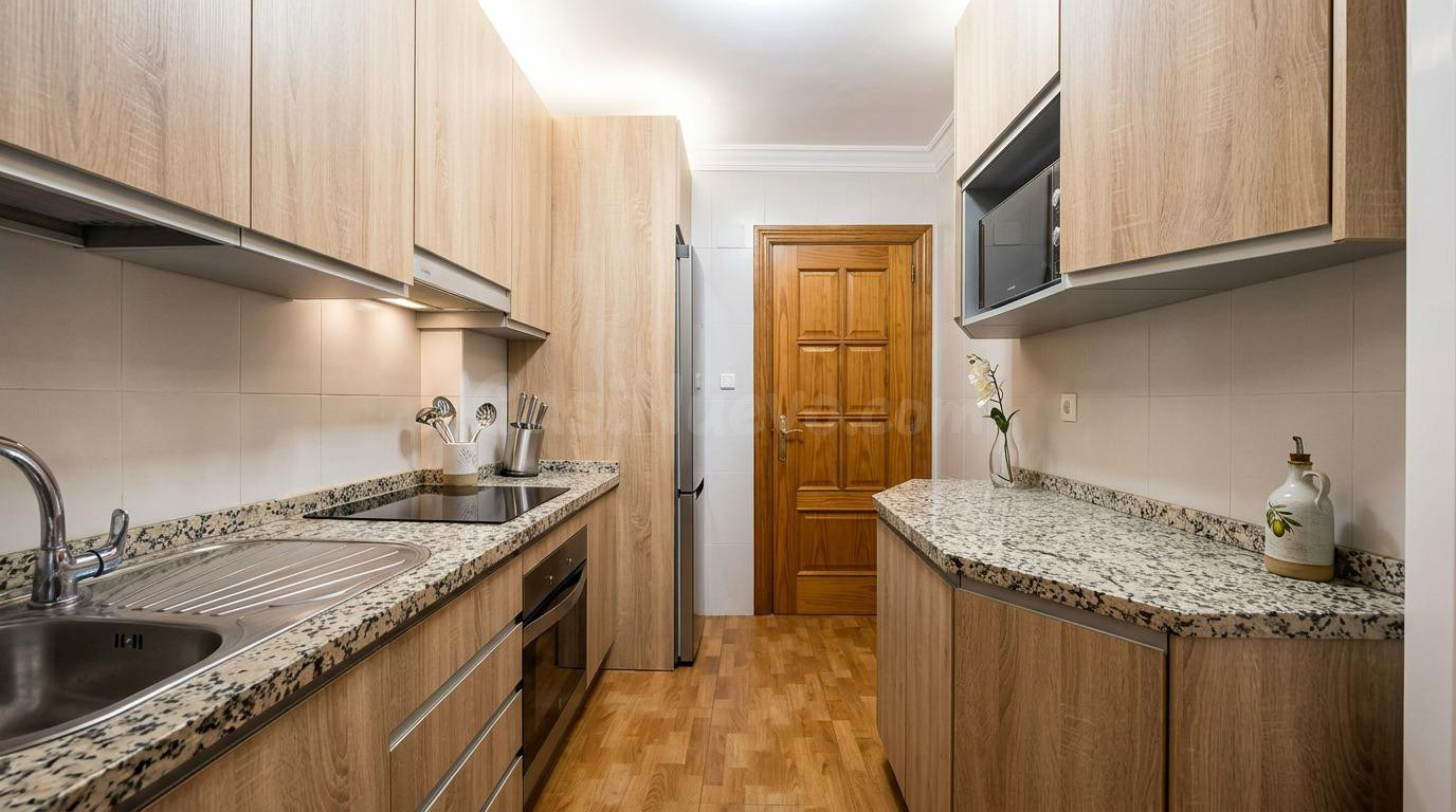 Alquiler piso 3 dormitorios San Francisco Javier Granada | Reformado | De Los Ríos Inmobiliaria (REF: DLR 1587)