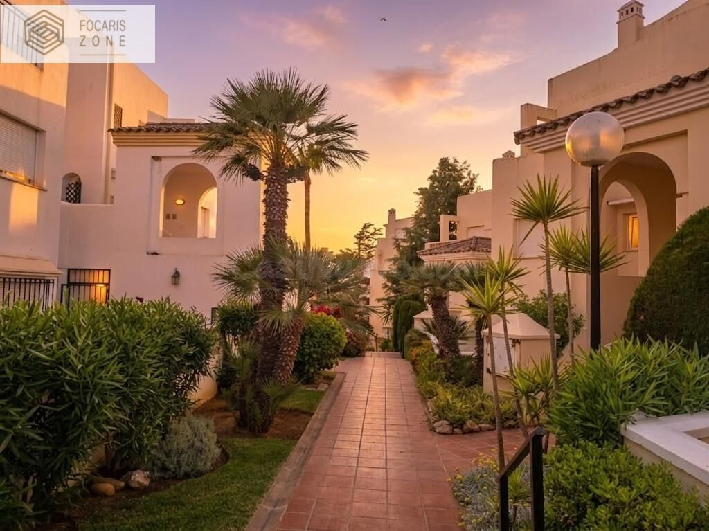 EXCLUSIVO APARTAMENTO CON VISTAS AL MAR Y MONTAÑA EN CASARES