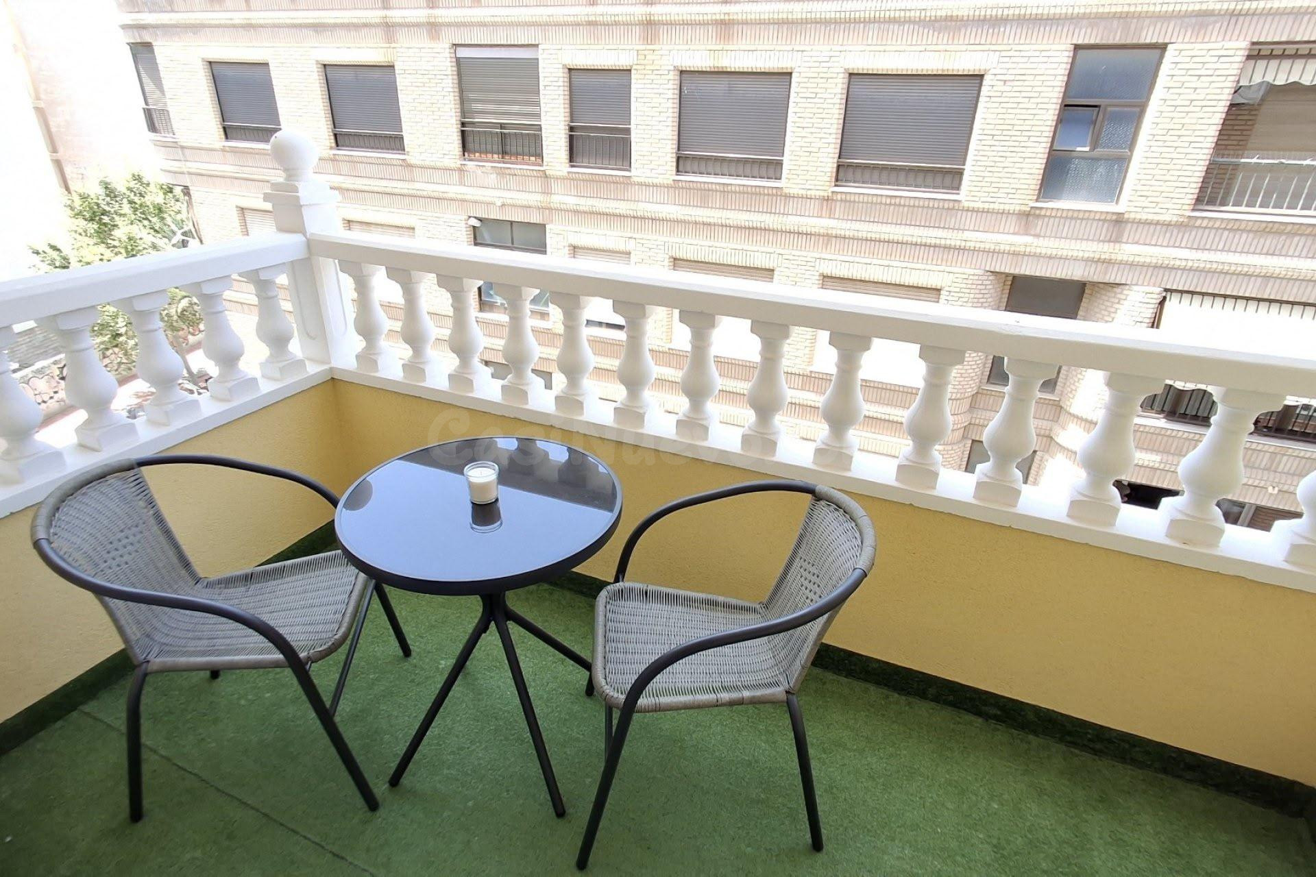 Apartamento 1 habitación 54m² en venta - Estacion de autobuses