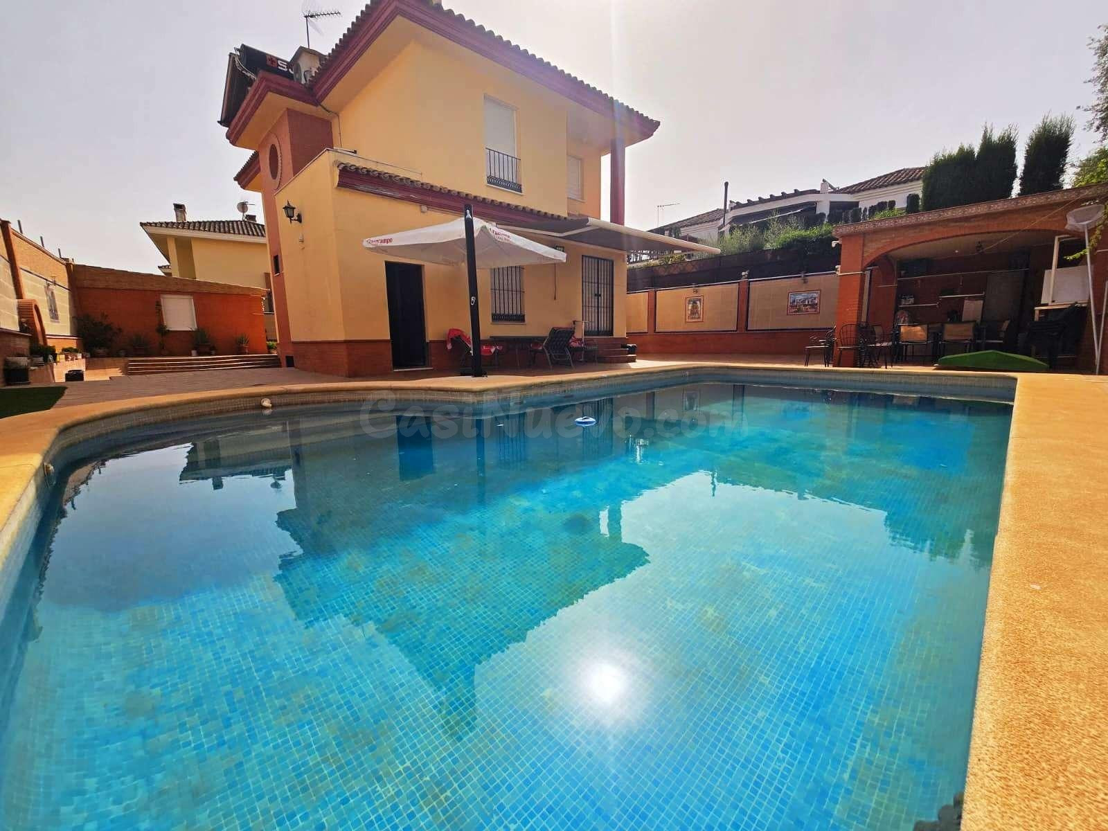 Chalet independiente - Bormujos