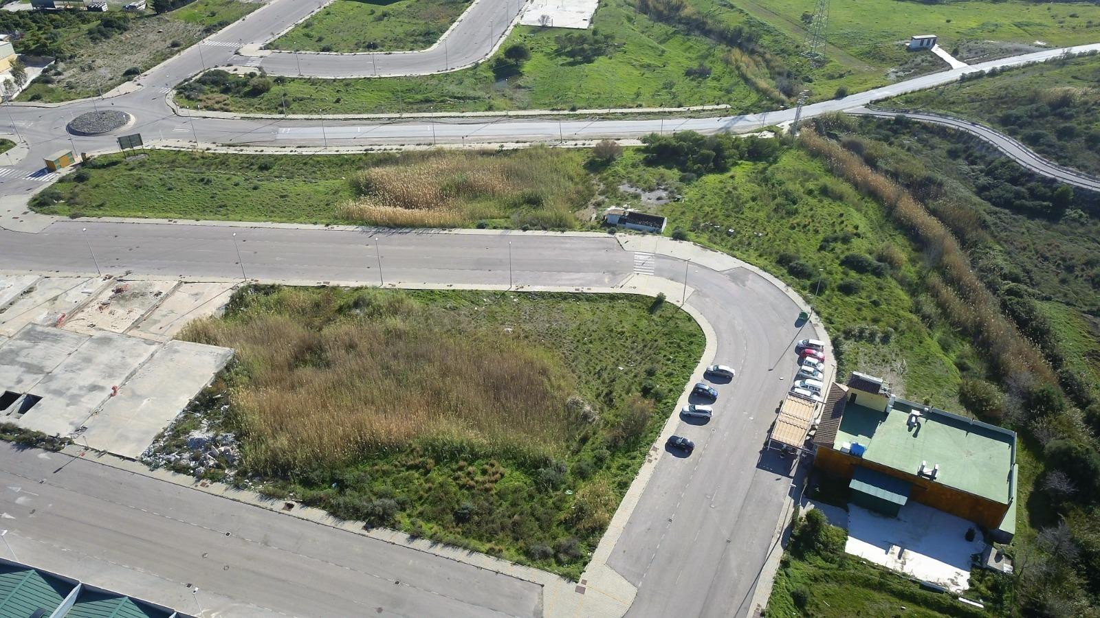 EXCLUSIVA OPORTUNIDAD DE INVERSIÓN – CONJUNTO DE CINCO PARCELAS URBANAS EN CASARES