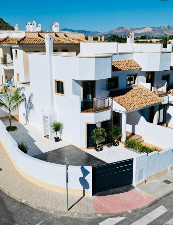 Adosada en Venta en Cox Alicante