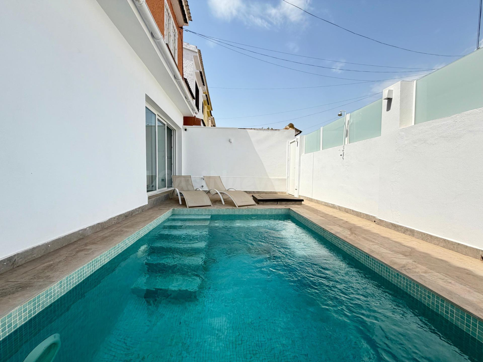 ¡Bungalow en planta baja totalmente reformado en La Regia, Orihuela Costa!