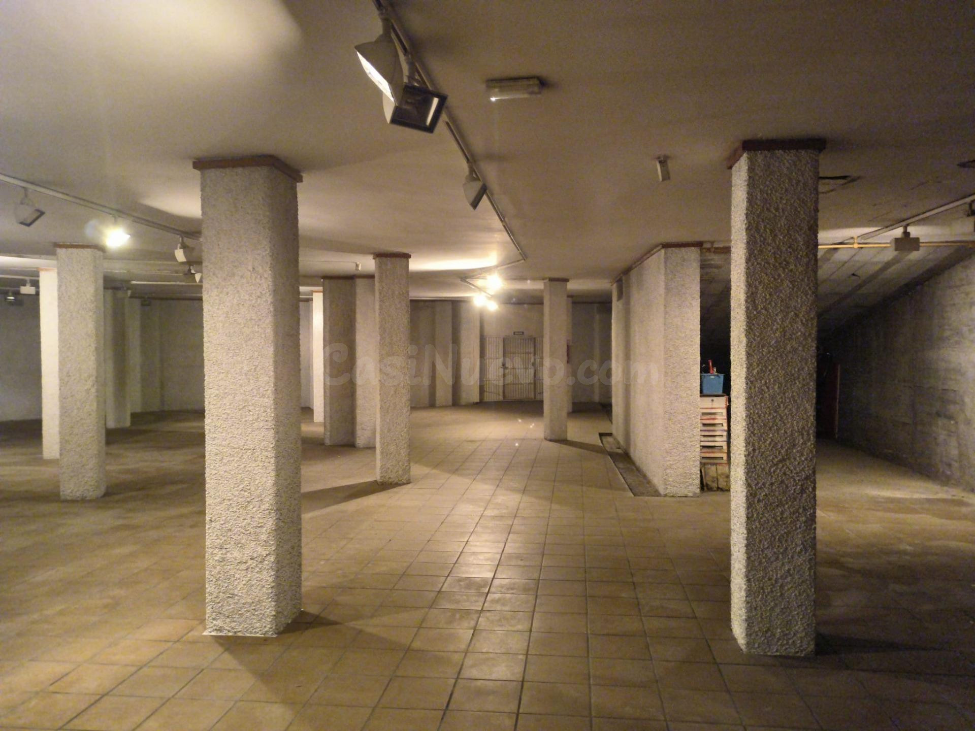 Magnífica Planta de Garaje de 800 m2 en Avenida Fernando de los Ríos (Armilla)