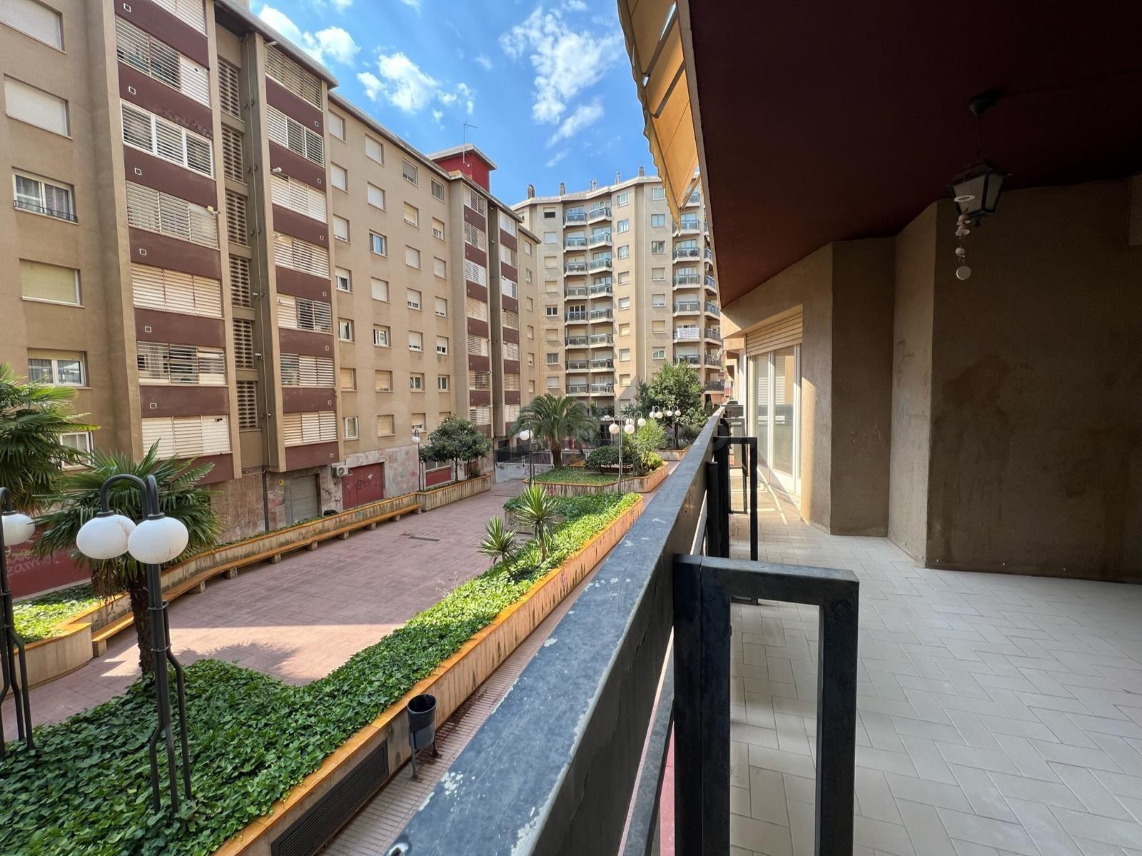 Piso en venta a Valls con 4 habitaciones, 2 baños, ascensor y possibilidad de financiacion al 100%.